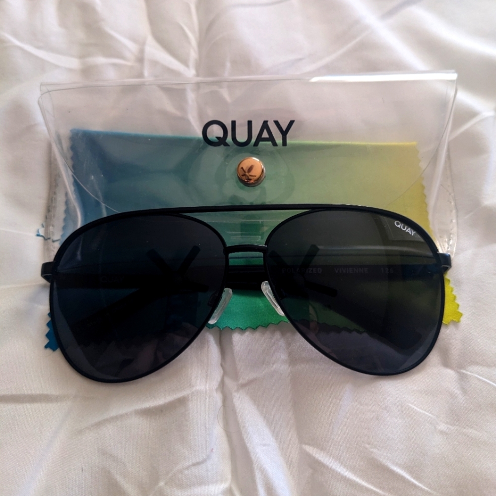 Quay Vivienne polarized 126